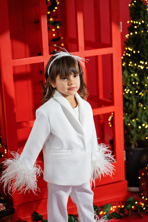 White Feather Elegance Сако с пера