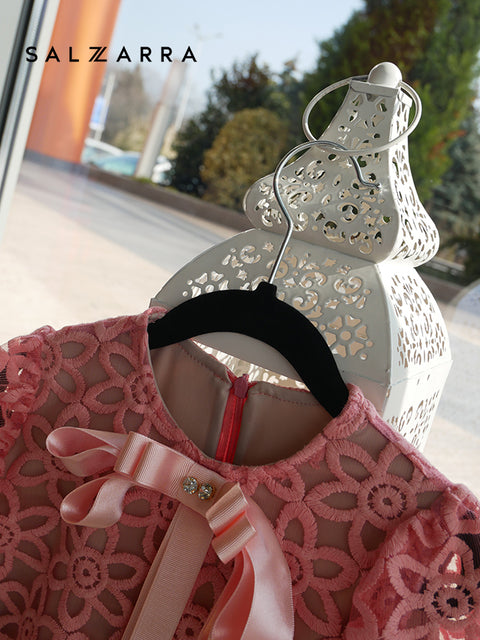 Coralia Bloom Dress Детска рокля от дантела в цвят корал
