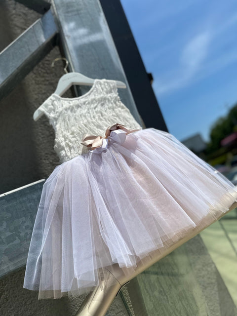 Blush Petal Dream Рокля с 3D плат и многопластов тюл