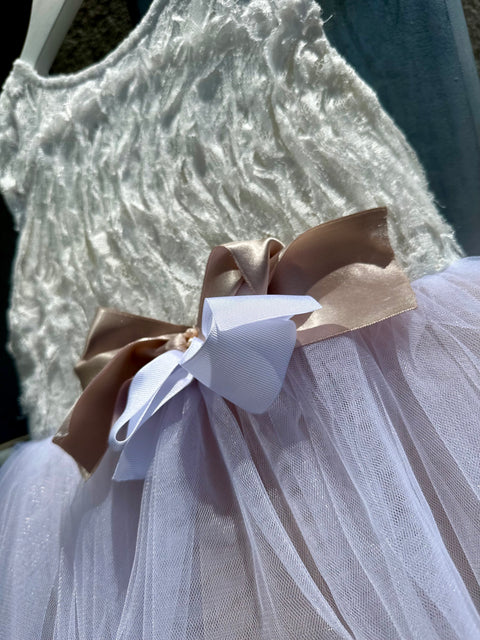 Blush Petal Dream Рокля с 3D плат и многопластов тюл