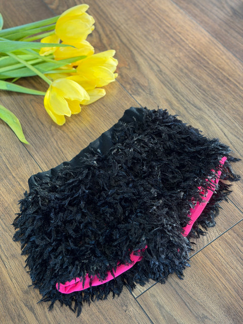 Catania Къси панталони от черни пера