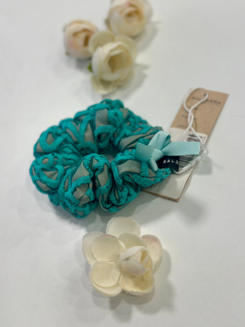 Baby in Green Скрънчи