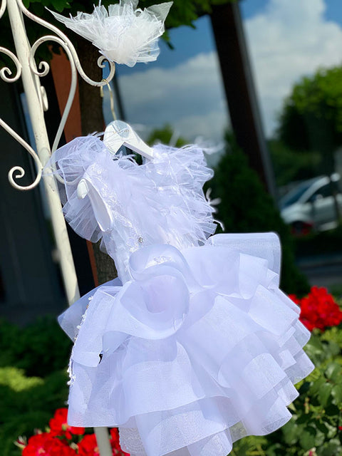 Adele Луксозна бяла детска рокля с дантела, тюл, пера и кристали