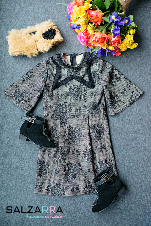 Eternal Grace Dress Рокля с дантела