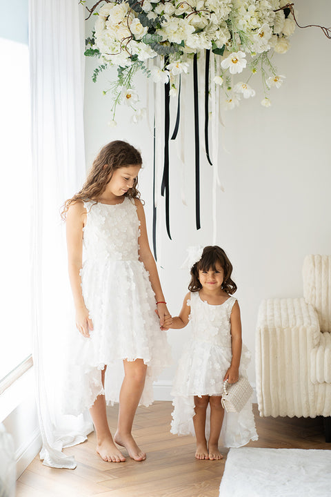 Almana Asymmetric dress with 3D flowers