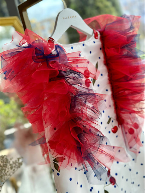 Ciliegia Charm Рокля на черешки с тюл