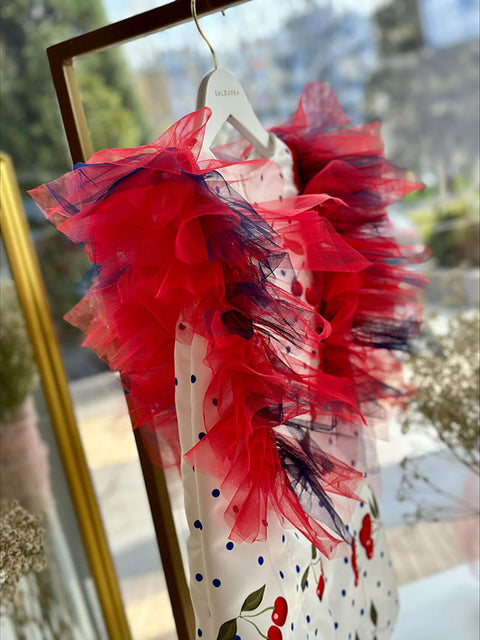 Ciliegia Charm Рокля на черешки с тюл