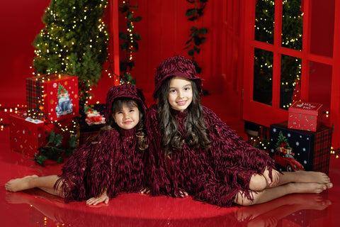 Burgundy Glow Beret Детска шапка с ресни и пайети в бордо
