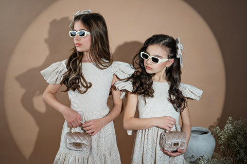 Nude Elegance Bow Памучна панделка за коса