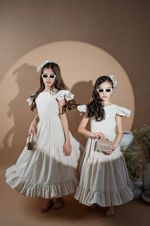 Nude Elegance памучна рокля в цвят nude