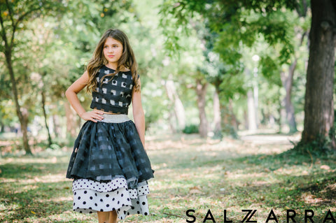 Girl in Black Пола