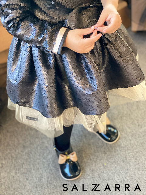 Midnight Bow Детска рокля от черни пайети с асиметрично рамо