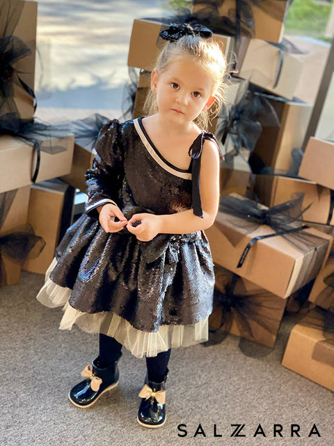 Midnight Bow Детска рокля от черни пайети с асиметрично рамо