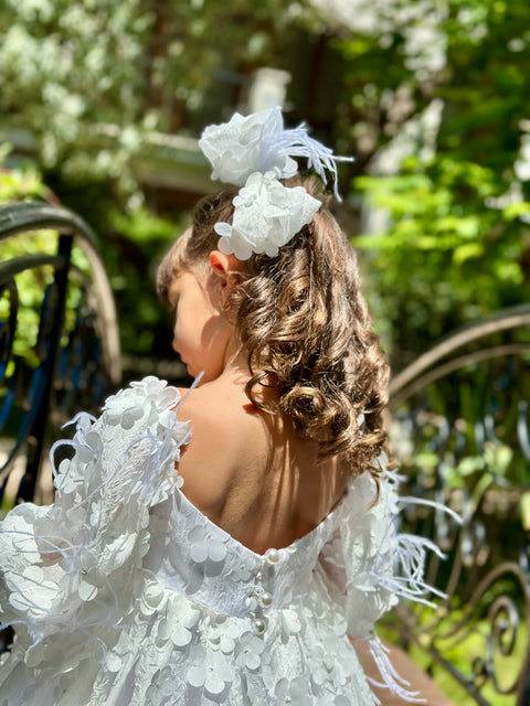 White Daisy Whisper Hair Accessory