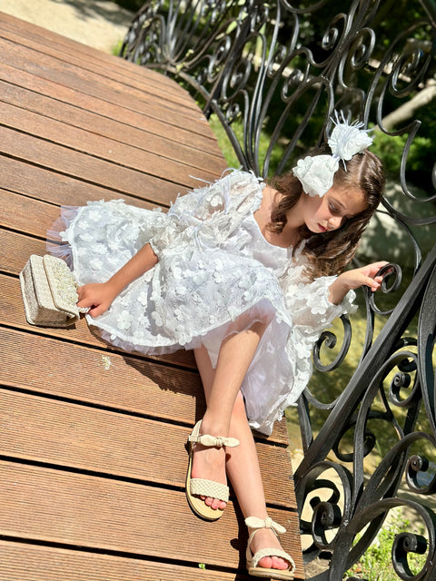 White Daisy Whisper Hair Accessory