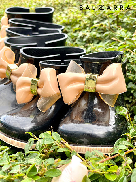 Allaya Rubber boots with beige ribbon