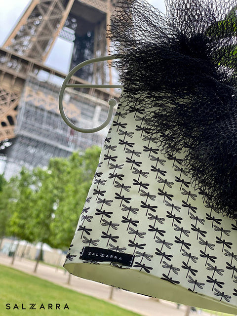 Dragonfly Charm Сатенен бял топ с принт