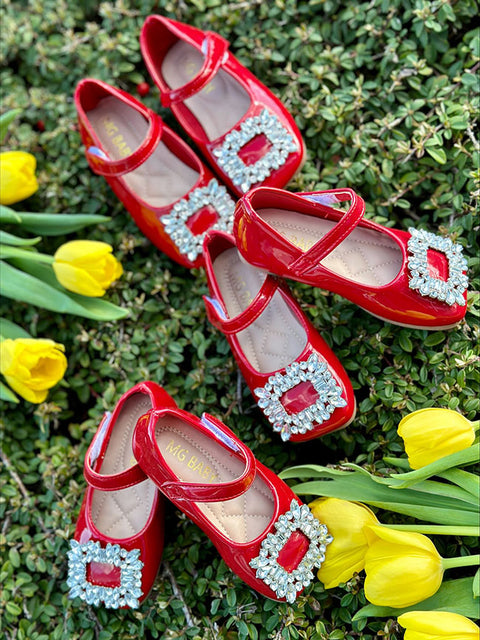 Mary Jane in red shoes 