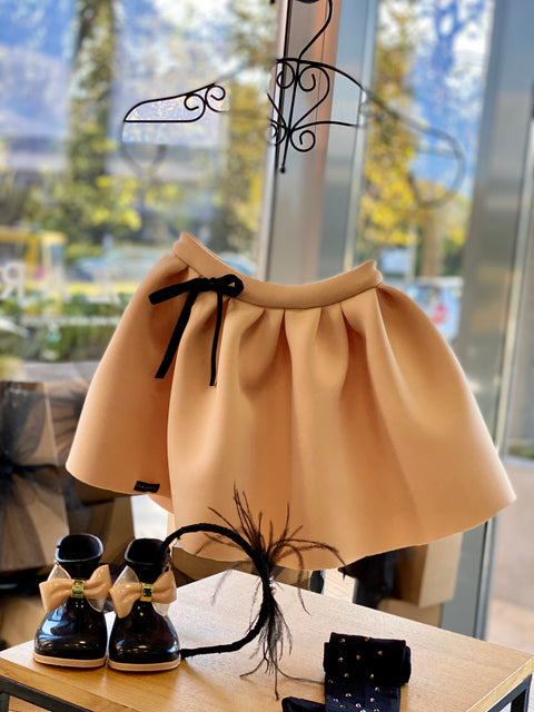 Nude Neoprene Bow Skirt Пола от неопрен в nude