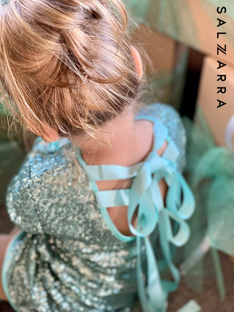 Frosted Glow Детска рокля зелени пайети