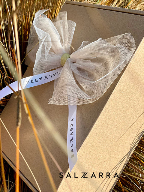 Magnolia Incantata Рокля с гол гръб с цветя