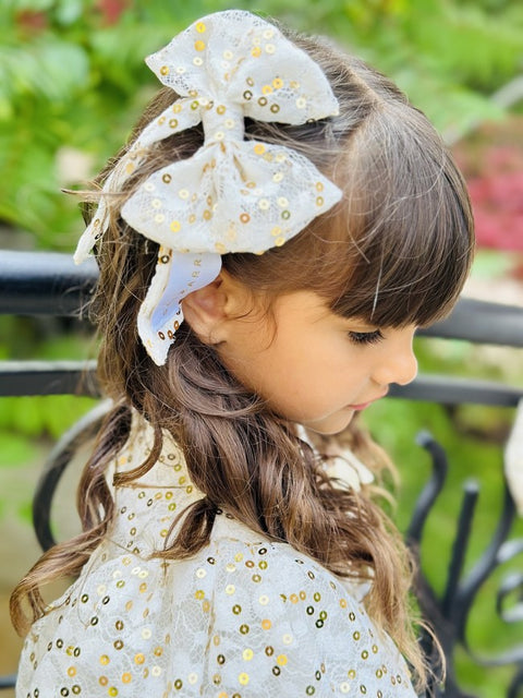 Lace Garden – Аксесоар за коса със златисти пайети