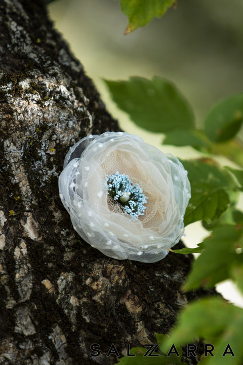 Heavenly Petals Hair Accessory Аксесоар за коса от органза с цвете