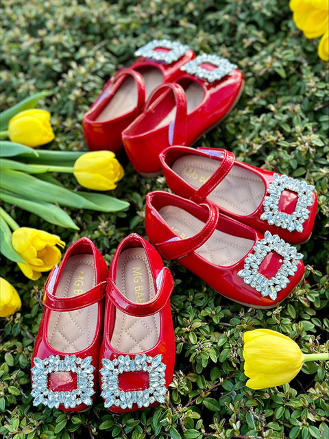 Mary Jane Shoes Обувки от лак с катарама